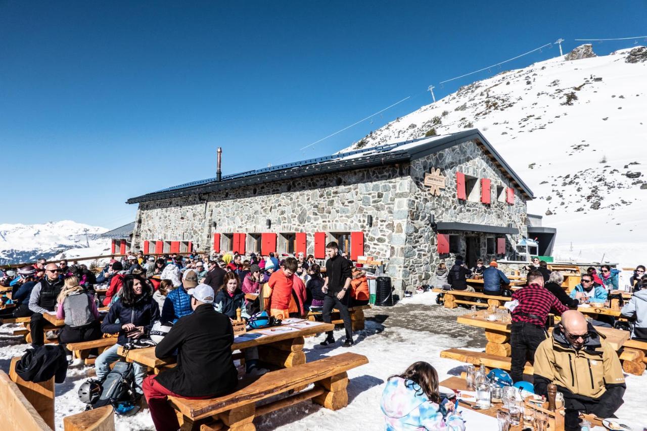Cabane Bella-Tola Saint-Luc Luaran gambar